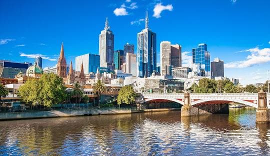 Explore Australia in 10 Days – Sydney, Cairns & Melbourne Tour Package