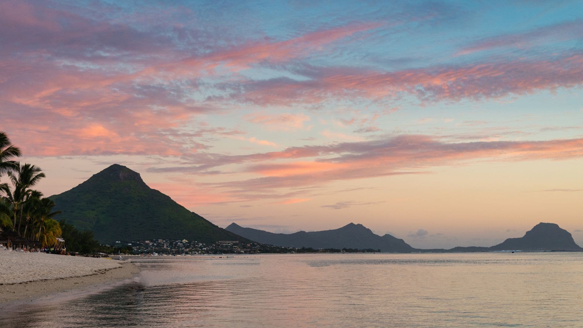 Relaxing Escape at Manisa Hotel Mauritius