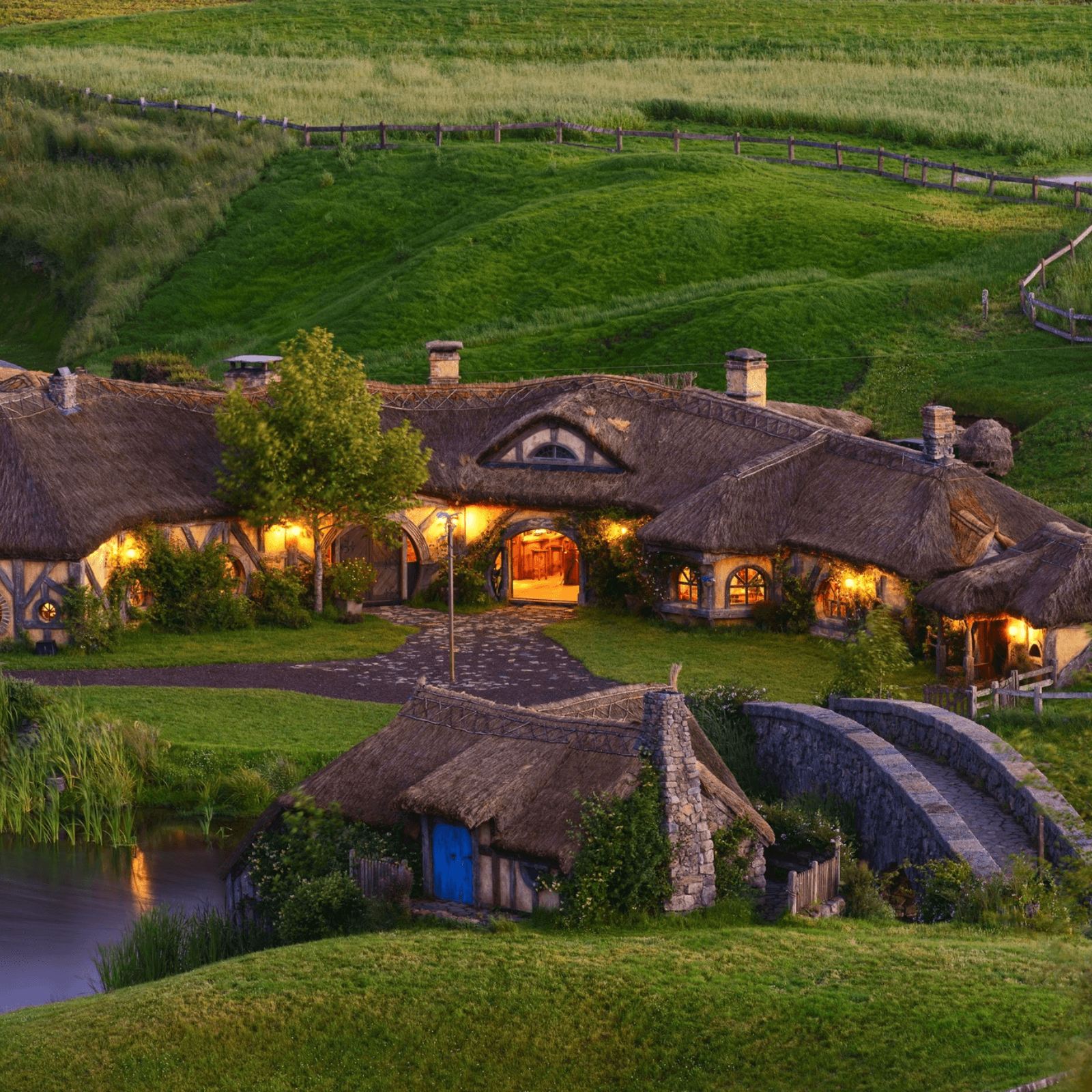 Hobbiton Experience: Walk through the famous Hobbiton Movie Set.