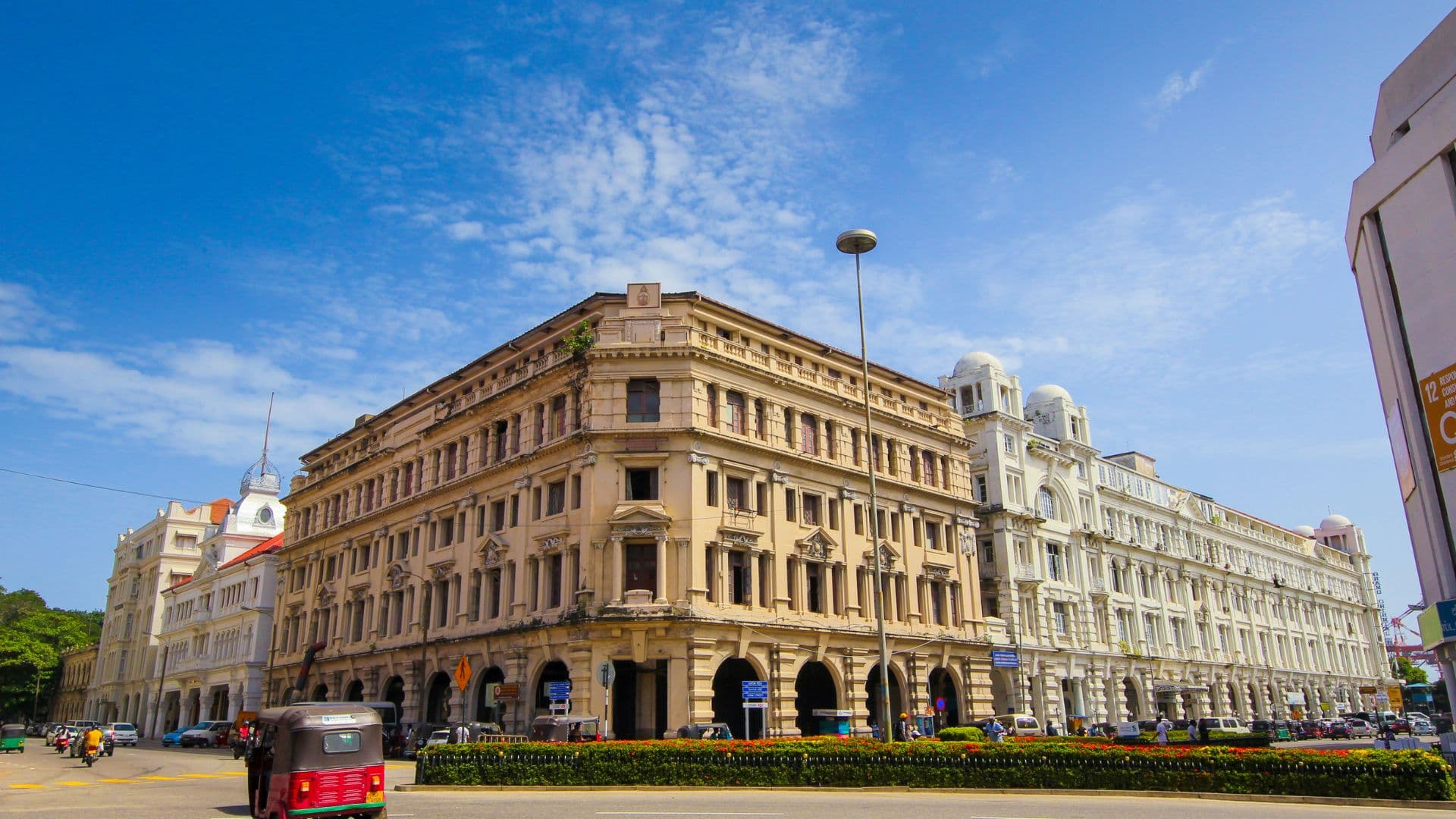 Ultimate Sri Lanka Package – Trincomalee, Kandy, Nuwara Eliya & More