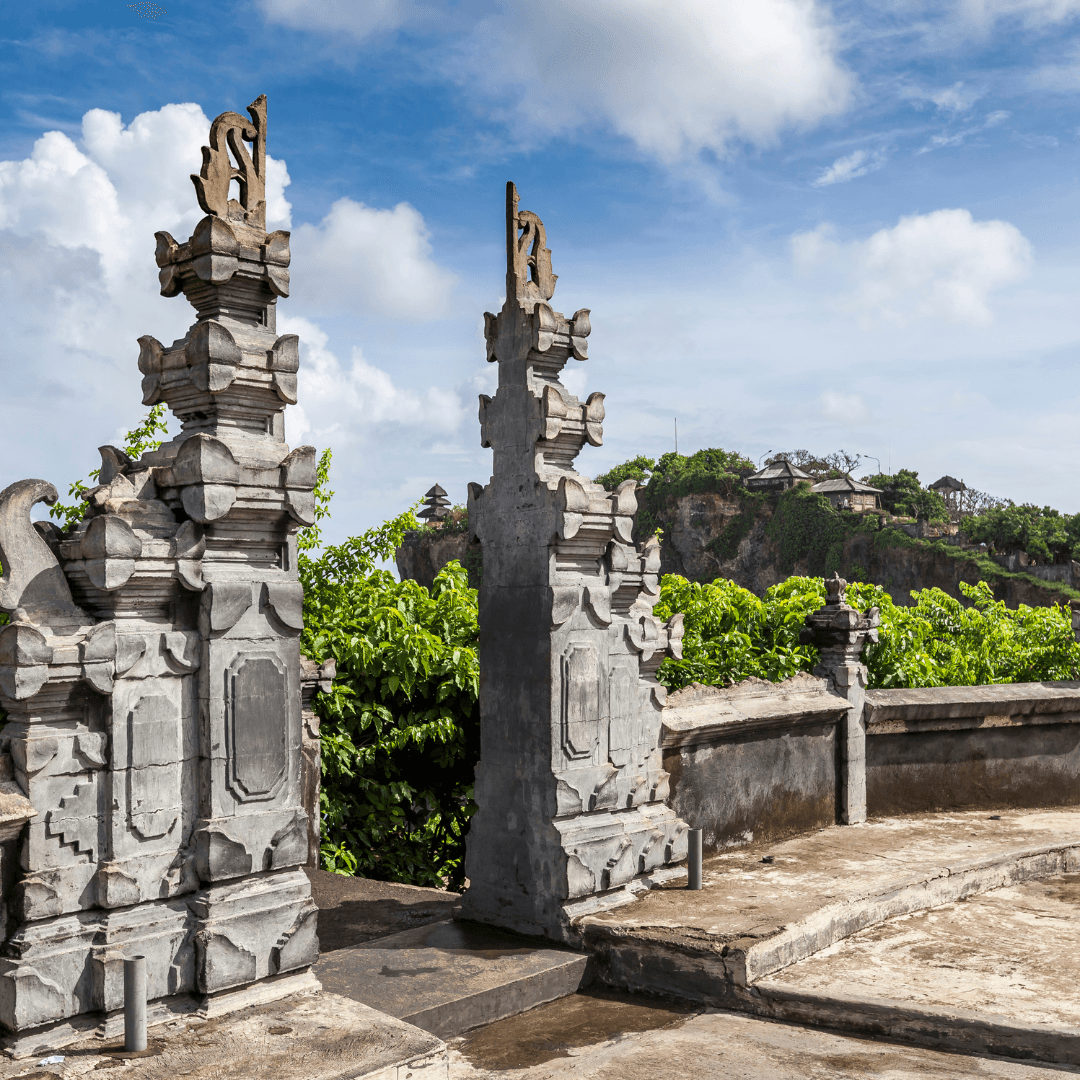 Sacred Temples and Spiritual Sites: Experience the mystique of Uluwatu Temple and Heaven's Gate, steeped in history and culture.