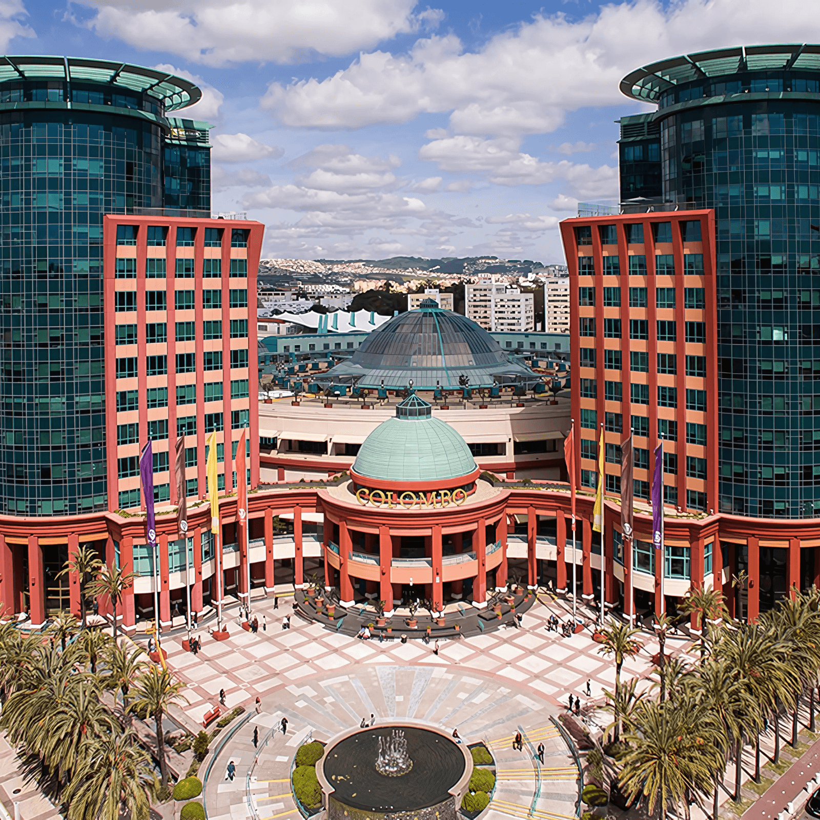 Shopping in Colombo: Explore the vibrant markets and contemporary malls of Colombo, offering a unique blend of traditional handicrafts and modern products.