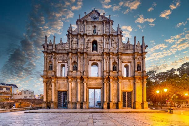 Historical Macau City Tour: Discover UNESCO landmarks, Portuguese heritage, and vibrant cultural experiences.