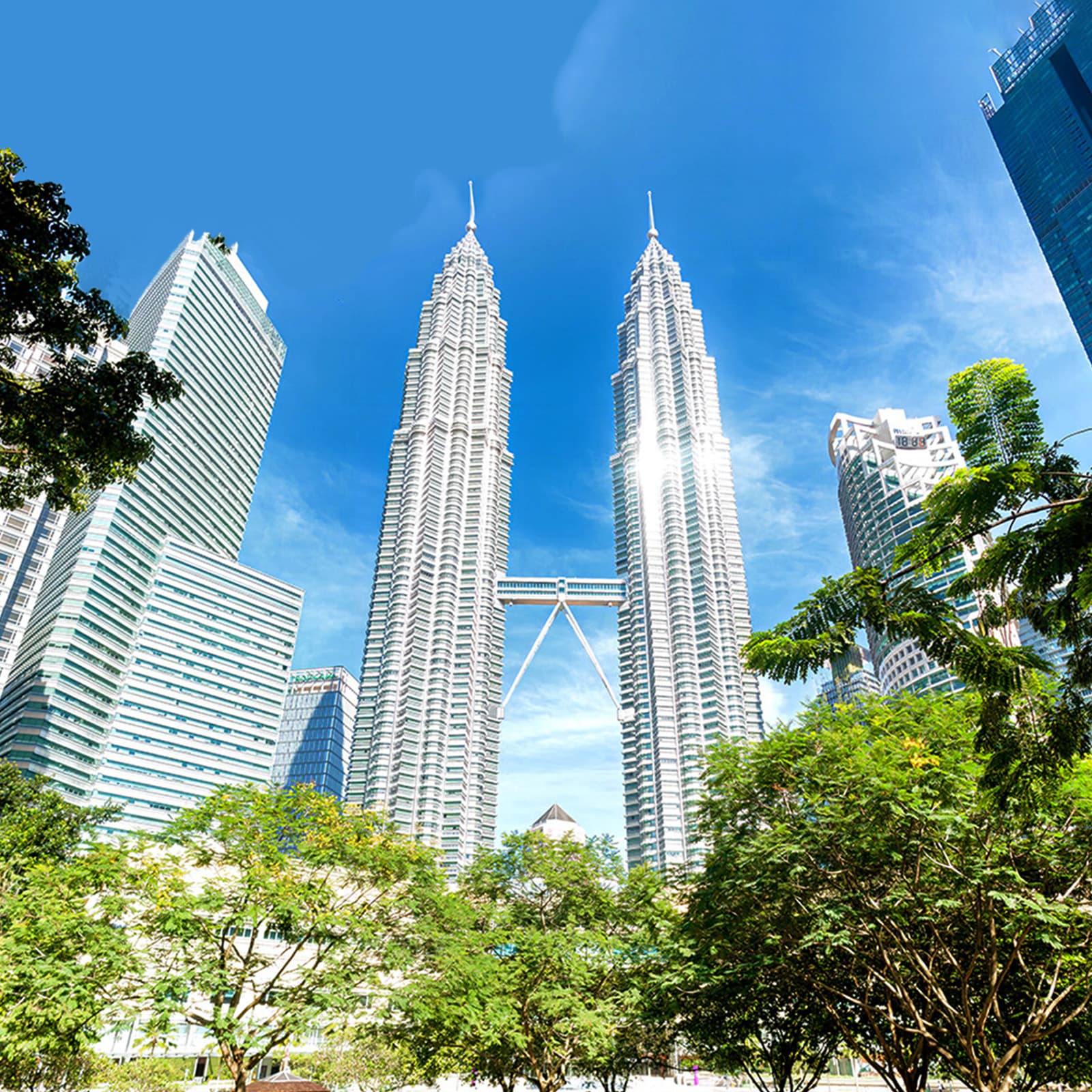 Singapore, Malaysia & Thailand in 15 Days – A Bucket List Tour